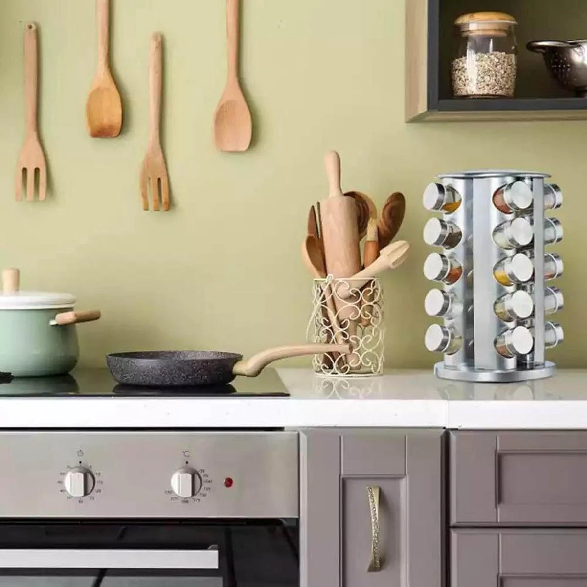 SensaHome 360 Graden Roteerbare Kruidencarrousel - Kruidenrek/Kruidenmolen - 20 Kruidenpotjes - 5 Laags - Draaibaar - 20 Specerijen Potjes - Specerijenmolen 4 SensaHome 360 Graden Roteerbare Kruidencarrousel - Kruidenrek/Kruidenmolen - 20 Kruidenpotjes - 5 Laags - Draaibaar - 20 Specerijen Potjes - Specerijenmolen - Afbeelding 4