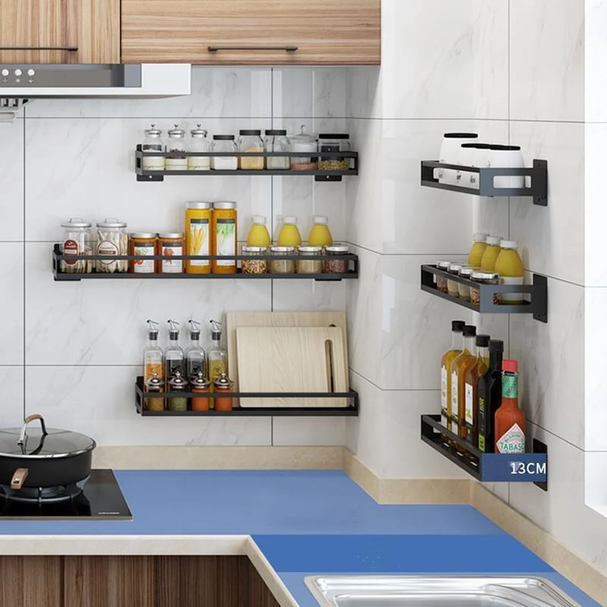 Merkloos Kruidenrek / Opbergrek - RVS - Perforatievrij Aan De Muur Gemonteerd - 50x13x6 Cm - Zwart 1 Merkloos Kruidenrek / Opbergrek - RVS - Perforatievrij Aan De Muur Gemonteerd - 50x13x6 Cm - Zwart