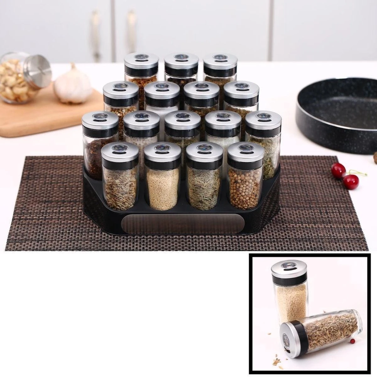 Merkloos Decopatent® Kruidenrek Incl. 16 Glazen Kruiden Potjes - Rvs Strooideksel - Staand Kruiden & Specerijen Rek - Kruidenpotjes Glas 1 Merkloos Decopatent® Kruidenrek Incl. 16 Glazen Kruiden Potjes - Rvs Strooideksel - Staand Kruiden & Specerijen Rek - Kruidenpotjes Glas