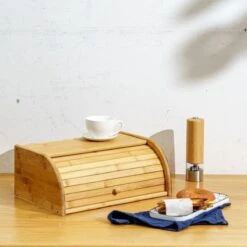 Merkloos Decopatent® Broodtrommel Met Rolluik - Bamboe Houten Brooddoos Met Schuifdeksel - Broodtrommel - Brood Bewaren En Vers Houden 12 Merkloos Decopatent® Broodtrommel Met Rolluik - Bamboe Houten Brooddoos Met Schuifdeksel - Broodtrommel - Brood Bewaren En Vers Houden -Mepal Shop 1200x1200 451