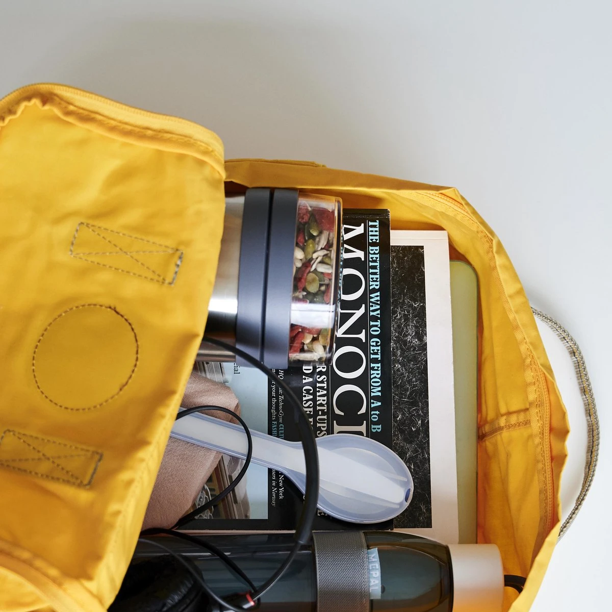 Mepal – Isoleer Lunchpot Ellipse – Houdt Je Eten 6-8 Uur Warm En 12 Uur Koud – Nordic Denim – 2 Compartimenten – Soep Beker To Go – Yoghurt Beker Muesli - Thermos Lunchbox 3 Mepal – Isoleer Lunchpot Ellipse – Houdt Je Eten 6-8 Uur Warm En 12 Uur Koud – Nordic Denim – 2 Compartimenten – Soep Beker To Go – Yoghurt Beker Muesli - Thermos Lunchbox - Afbeelding 3