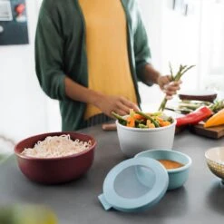 Mepal - Multikom Cirqula 3-delige Set (350 + 750 + 1250 Ml) - Mag In De Vriezer, Magnetron En Vaatwasser – Nordic Green – Meal Prep Bakjes - Bewaardozen Met Deksel 9 Mepal - Multikom Cirqula 3-delige Set (350 + 750 + 1250 Ml) - Mag In De Vriezer, Magnetron En Vaatwasser – Nordic Green – Meal Prep Bakjes - Bewaardozen Met Deksel -Mepal Shop 1200x1200 914