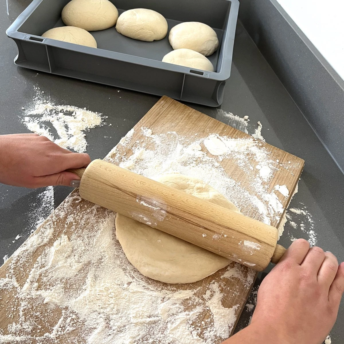 3 Pizzabollenbakken + 1 Deksel - Deegkrat - Deegbak - 400 X 300 X 70 Mm 2 3 Pizzabollenbakken + 1 Deksel - Deegkrat - Deegbak - 400 X 300 X 70 Mm - Afbeelding 2