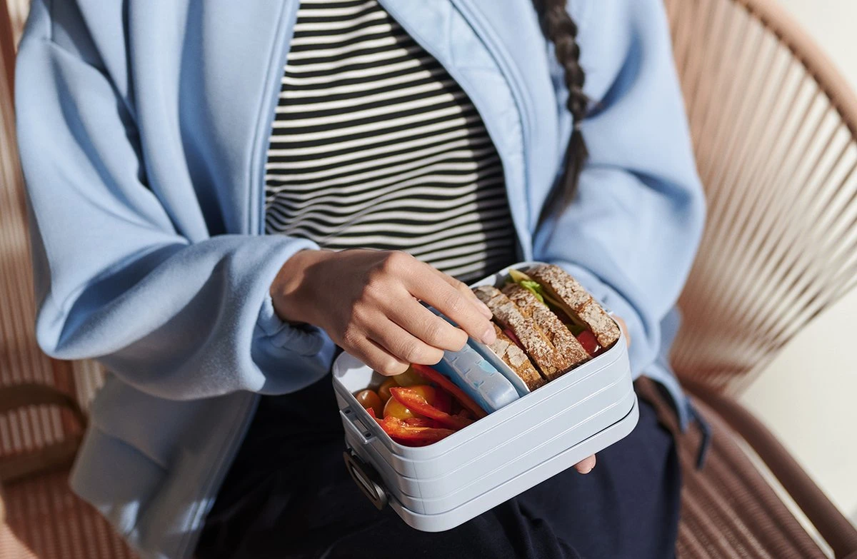 Mepal - Lunchbox Take A Break Midi – Geschikt Voor 4 Boterhammen – Wit – Lunchbox Voor Volwassenen 2 Mepal - Lunchbox Take A Break Midi – Geschikt Voor 4 Boterhammen – Wit – Lunchbox Voor Volwassenen - Afbeelding 2