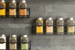 Merkloos Friendly Kitchen - Zwart Ophangbaar Kruidenrek - Modern Strak Kruidenrekje - Staal 9 Merkloos Friendly Kitchen - Zwart Ophangbaar Kruidenrek - Modern Strak Kruidenrekje - Staal -Mepal Shop 1200x800 45