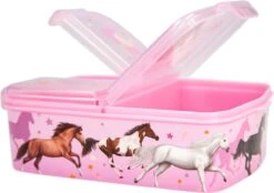 Depesche Miss Melody Broodtrommel WILD HORSES 9 Depesche Miss Melody Broodtrommel WILD HORSES -Mepal Shop 1200x845 11