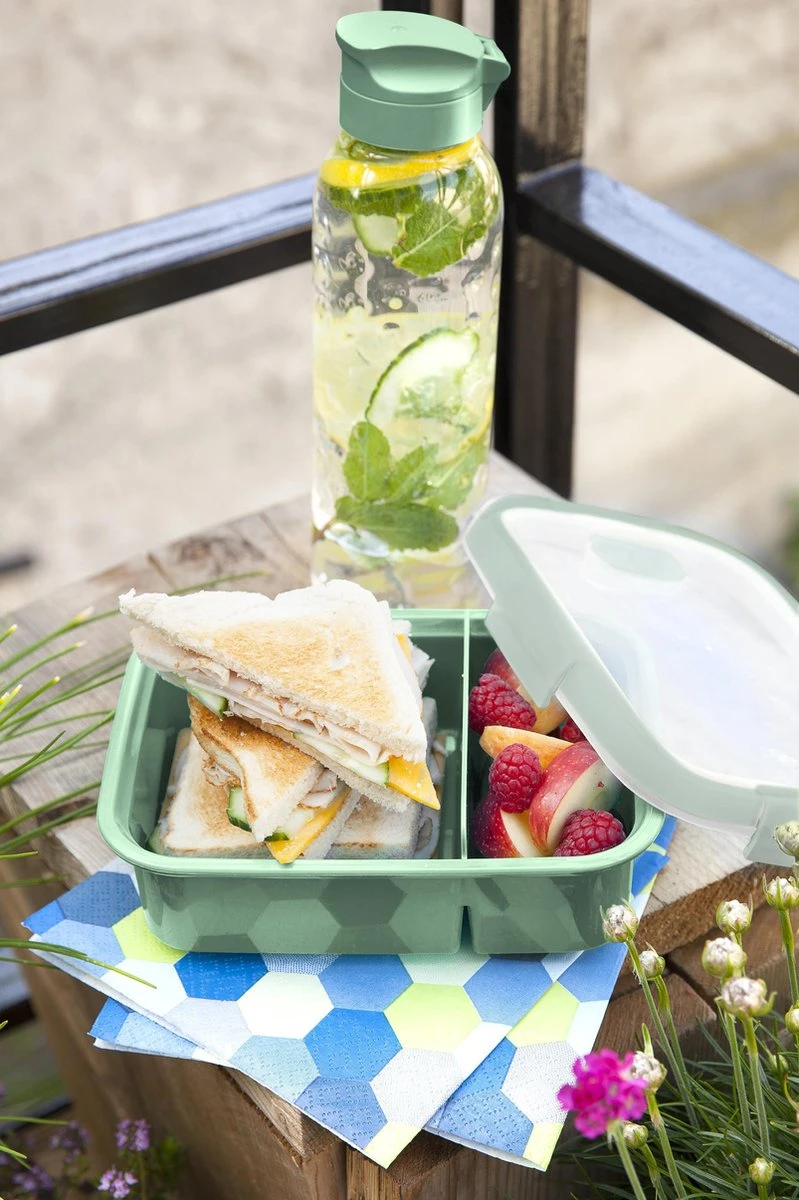 Curver Smart To Go Eco Lunchbox 0.6 + 0.3L Groen 4 Curver Smart To Go Eco Lunchbox 0.6 + 0.3L Groen - Afbeelding 4