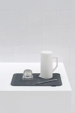 Brabantia SinkSide Afdruipmat - Siliconen - Dark Grey -Mepal Shop 799x1200 9