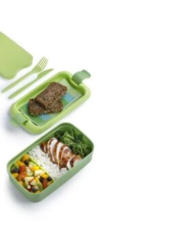Curver Lunch&Go - Vershouddoos - Lunchbox - Inclusief Bestek - 2/3 Compartimenten - Groen -Mepal Shop 900x1200