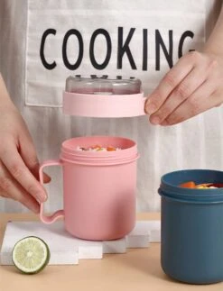 Soepbeker Magnetron Met Hendel - Roze 500ml - Hitte Bestendige Beker - Lunchcontainer - Yoghurt To Go - Soepbeker To Go - Inclusief Lepel/vork 14 Soepbeker Magnetron Met Hendel - Roze 500ml - Hitte Bestendige Beker - Lunchcontainer - Yoghurt To Go - Soepbeker To Go - Inclusief Lepel/vork -Mepal Shop 919x1200 1