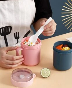 Soepbeker Magnetron Met Hendel - Roze 500ml - Hitte Bestendige Beker - Lunchcontainer - Yoghurt To Go - Soepbeker To Go - Inclusief Lepel/vork 17 Soepbeker Magnetron Met Hendel - Roze 500ml - Hitte Bestendige Beker - Lunchcontainer - Yoghurt To Go - Soepbeker To Go - Inclusief Lepel/vork -Mepal Shop 985x1200 1